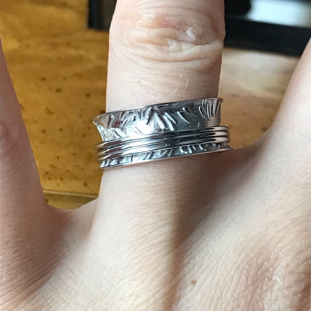 Sterling Silver Spinning Band Ring Size 7